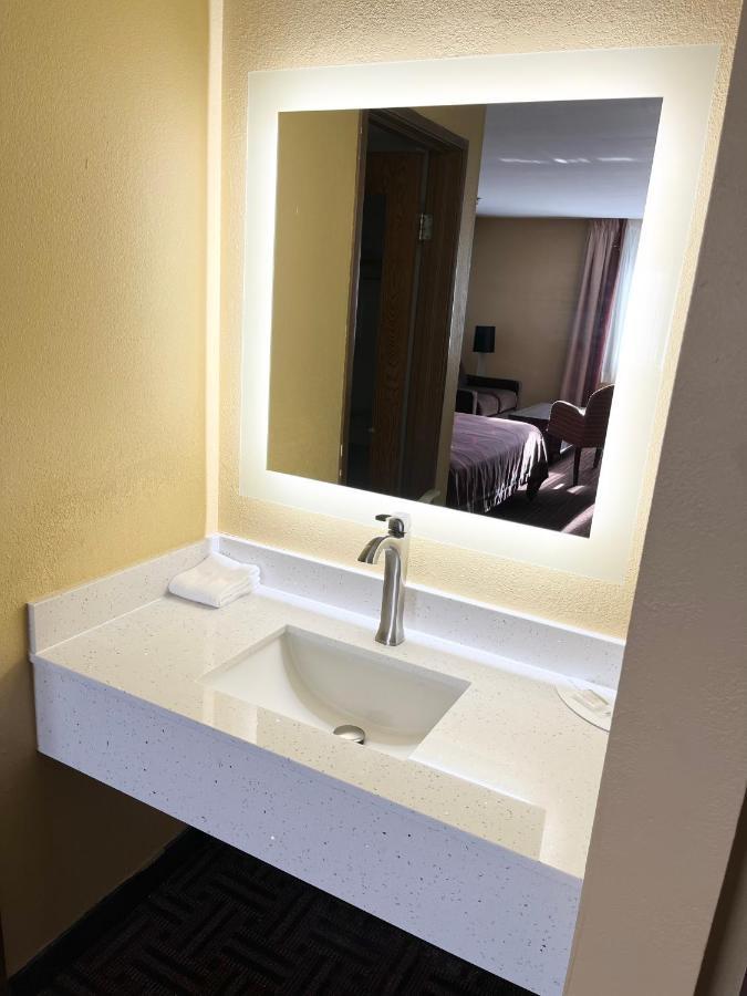 Motel Super 8 By Wyndham Peoria Zewnętrze zdjęcie