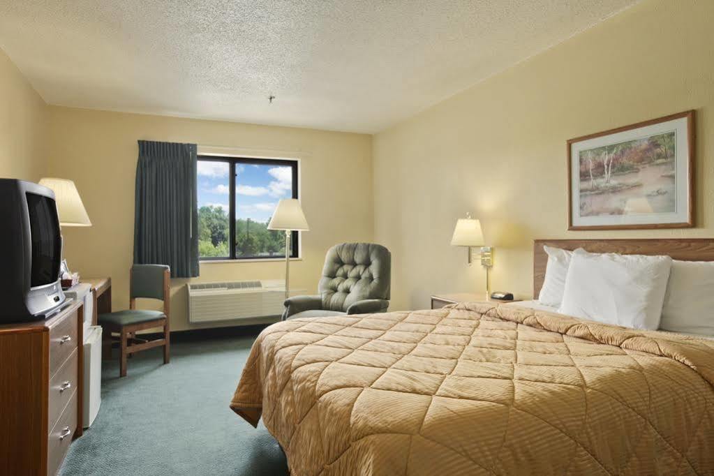 Motel Super 8 By Wyndham Peoria Zewnętrze zdjęcie